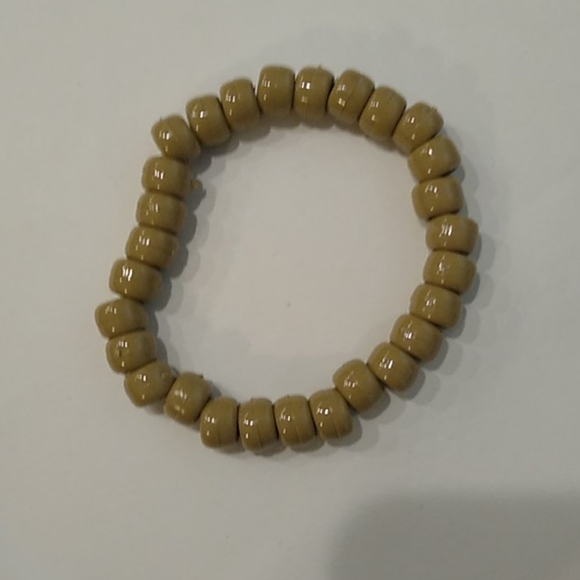 Bracelets - Picture 1 of 2